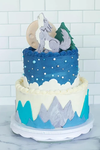 wolf-themed-cake-i-made-for-a-friends-daughters-birthday-v0-63est5vcx0be1