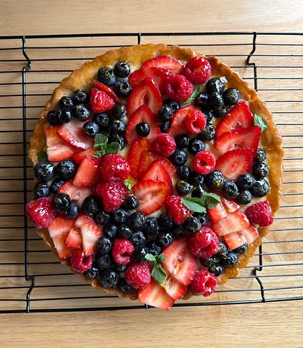 my-first-berry-tart-v0-vz4znzdqkffe1